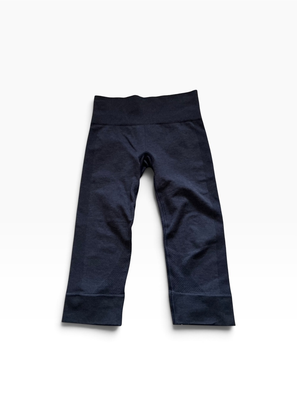 Lululemon seamlessly street crop leggings dark grey seamless leggings size 4
